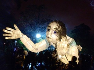 The mesmerising giant dreamer looms large over big crowds at the 2012 Lantern Parade © Glen O'Connell/Twitter 