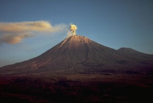 Mount Semeru © Wikipedia 