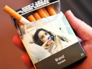 New cigarette packing in Australia © Wikipedia 