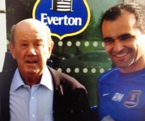 Former Blues boss Howard Kendall meets current Everton manager Roberto Martinez. Pic © Alan Palmer/Twitter