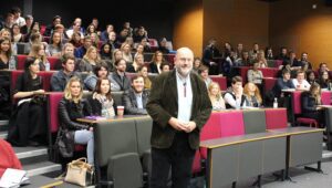 BBC Panorama's John Sweeney at a special guest lecture for Journalism students at LJMU. Pic by Connor Dunn © JMU Journalism