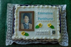 Emmeline Pankhurst cake at the Holly Lodge opening ceremony © Mark McNulty