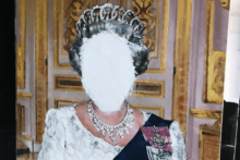 A local artist has been asked to paint a portrait of the Queen which will go on display in St George's Hall.