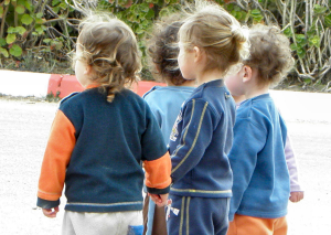 Children. Pic © Eitan / Wikimedia Creative Commons
