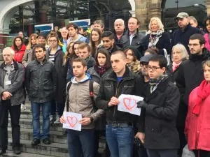 People gathered at Lime Street Station to honour the victims of last night’s terrorist attacks in London. Pic by Jenny Kirkham © JMU Journalism
